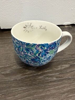 Lilly Pulitzer Blue Purple Ceramic Mug - Floral Lion - 12 oz
